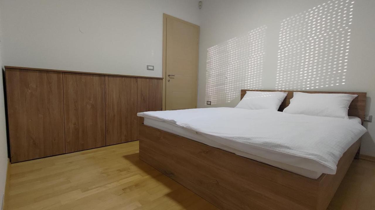 Apartmaji Palea Izola Esterno foto