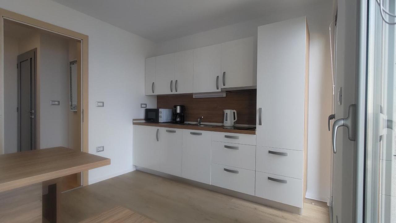 Apartmaji Palea Izola Esterno foto